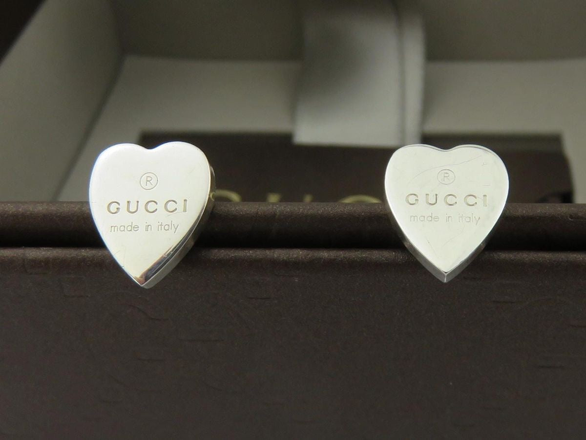 Gucci trademark heart-shaped earrings